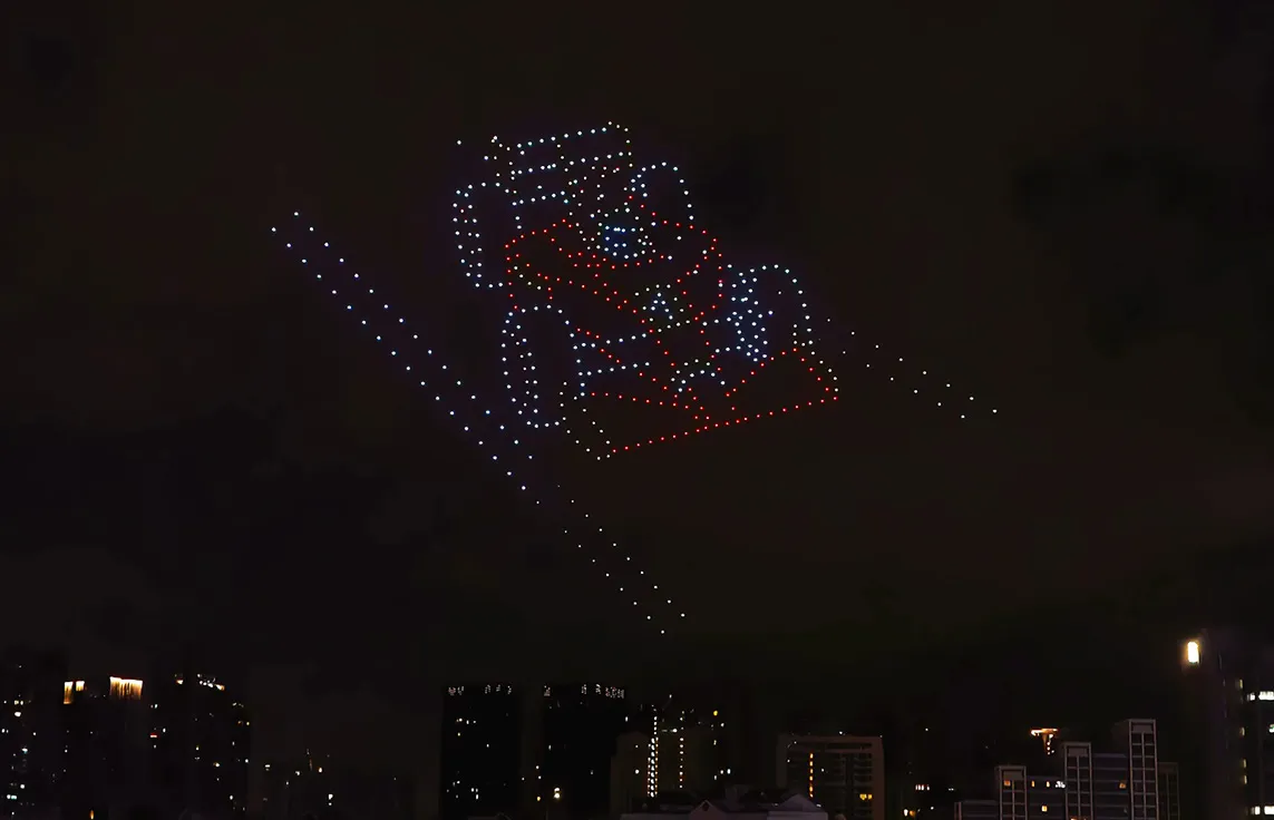 High-speed 3D Formula 1 (F1) race car animation for Grand Prix event entertainment in Singapore.