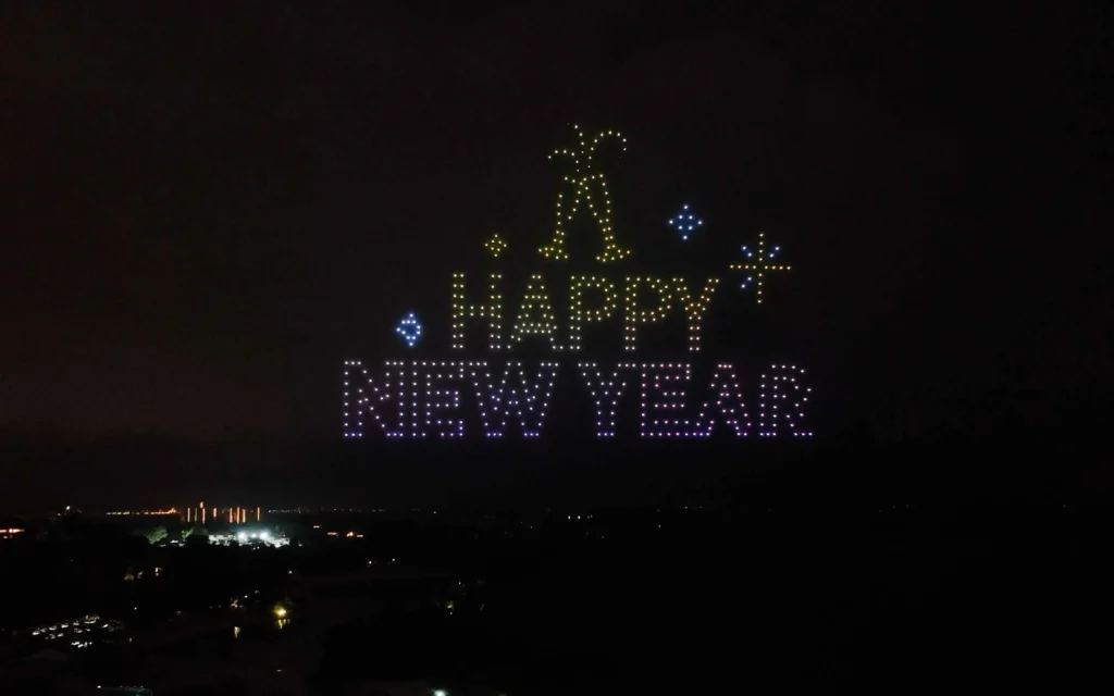 New Year's Eve Drone Light Show Singapore — 550 Drones | MIRS Drone Show