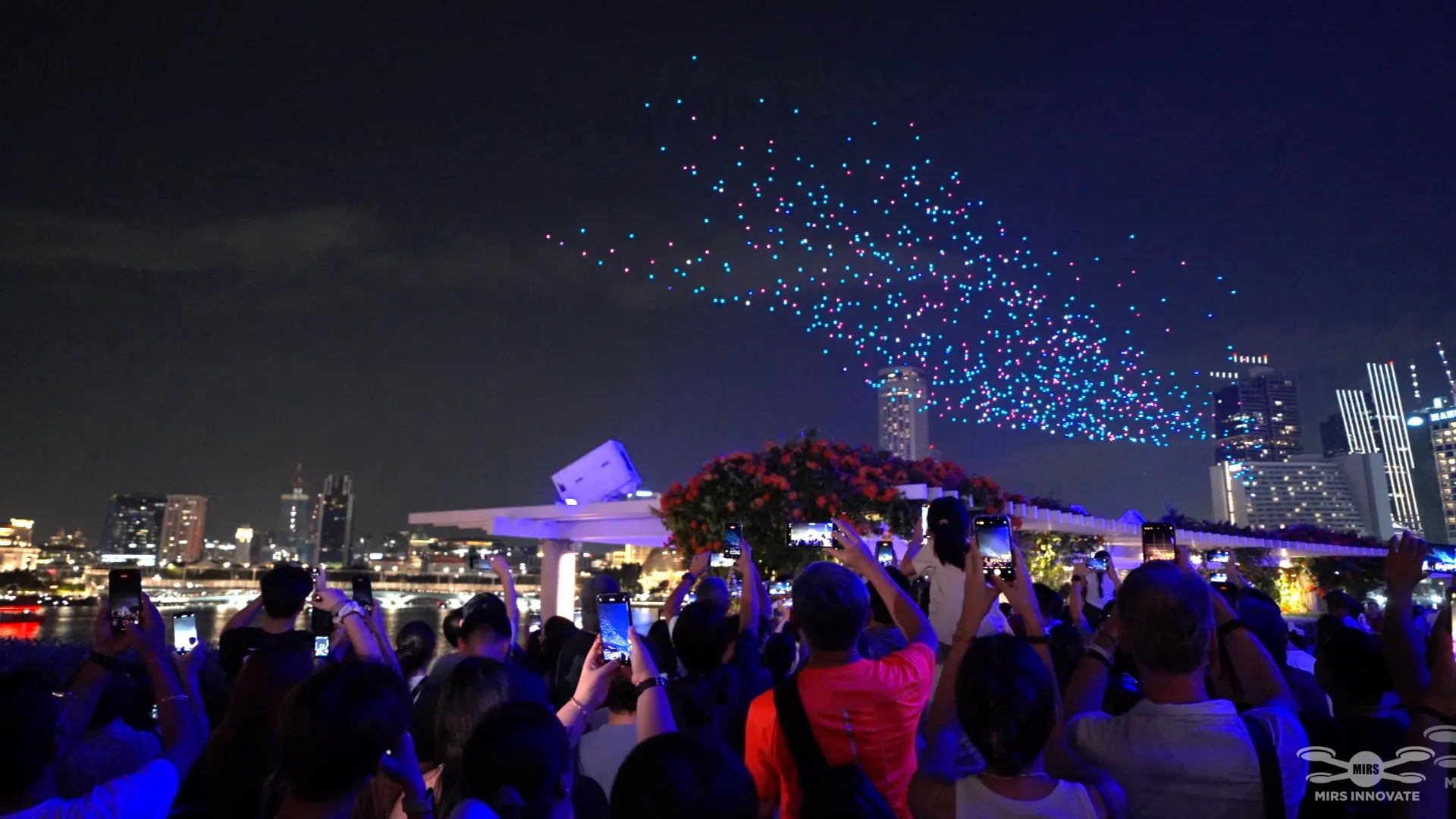 Audience Reaction POPMART Drone Show Singapore Pop Toy Show 2025